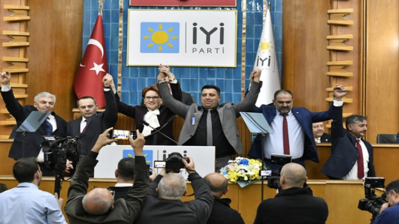 İYİ Parti'nin altı yeni belediye başkan adayı göz kamaştırdı