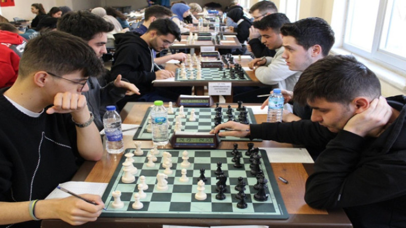 Afyonkarahisar'da Yurtlar Arası Satranç Turnuvası başladı