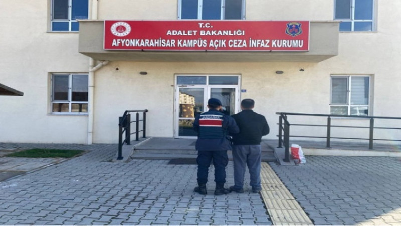 Afyon Emniyeti tarafından hapis cezası bulunan şahıslar yakalandı