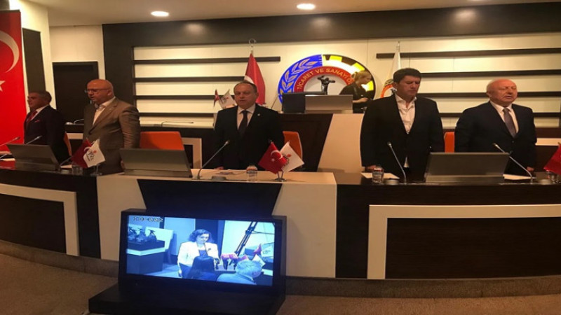 Afyon Eğitim Vakfı Yönetimi güven tazeledi