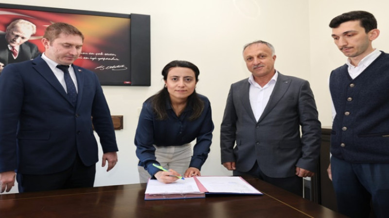 Işıklar Genç ve Teknoloji Hareketi Projesi’ne destek verildi