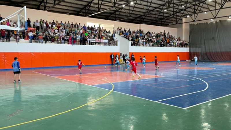 İscehisar’da okullar arası spor turnuvaları devam ediyor