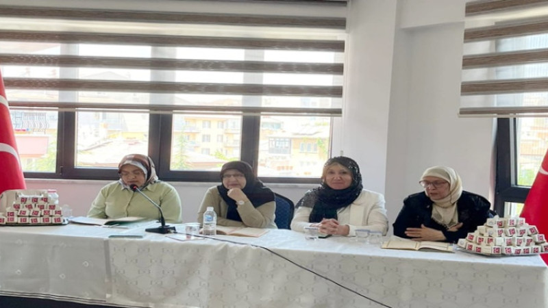 MHP Afyonkarahisar KAÇEP’ten Şehitlerimizi Anma Programı