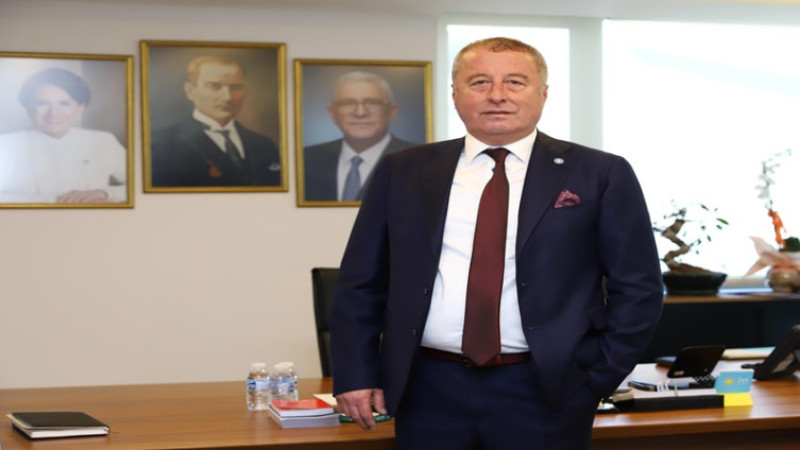 Hakan Şeref Olgun, Öğretmenler Günü dolayısıyla bir mesaj yayımladı