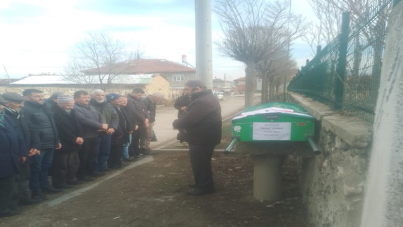  Afyonspor'un unutulmaz futbolcusu Davut Çoban, vefat etti
