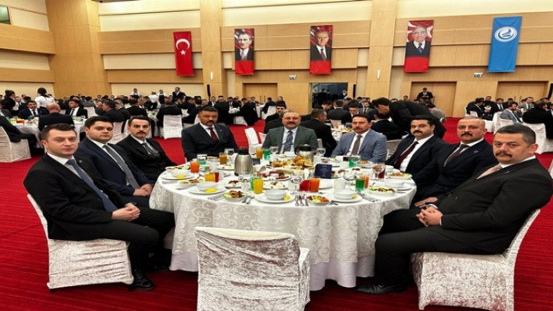 Afyon Ülkü Ocakları’ndan Genel Merkez İftarında tapu takdimi