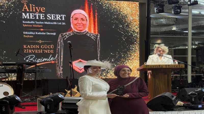  Âliye Mete Sert, Kadın Gücü Zirvesi’nde Onur Ödülü’nü kazandı